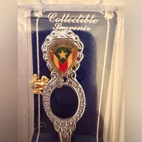 Vintage Collectible Souvenir Spoon – Silver Tone – New in Original Package - Picture 3 of 6